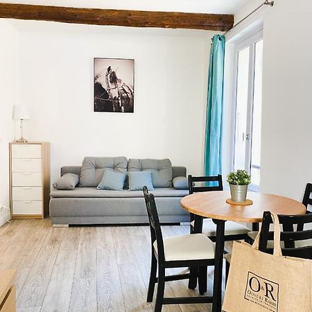 Апартаменты Or - Studio En Plein Centre De L'Isle Sur Sorgue Экстерьер фото